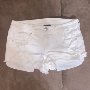 White American Eagle distressed shortie shorts